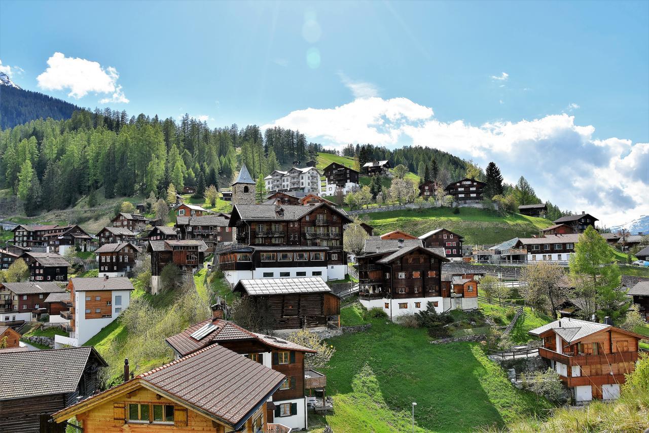 Alpina Lodge Bed & Breakfast Чиерчен Екстериор снимка