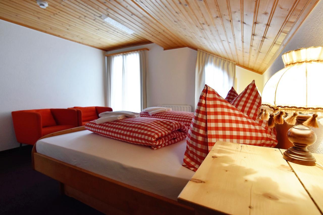 Alpina Lodge Bed & Breakfast Чиерчен Екстериор снимка