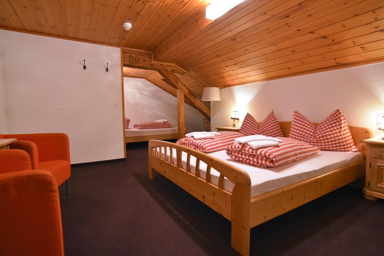 Alpina Lodge Bed & Breakfast Чиерчен Екстериор снимка