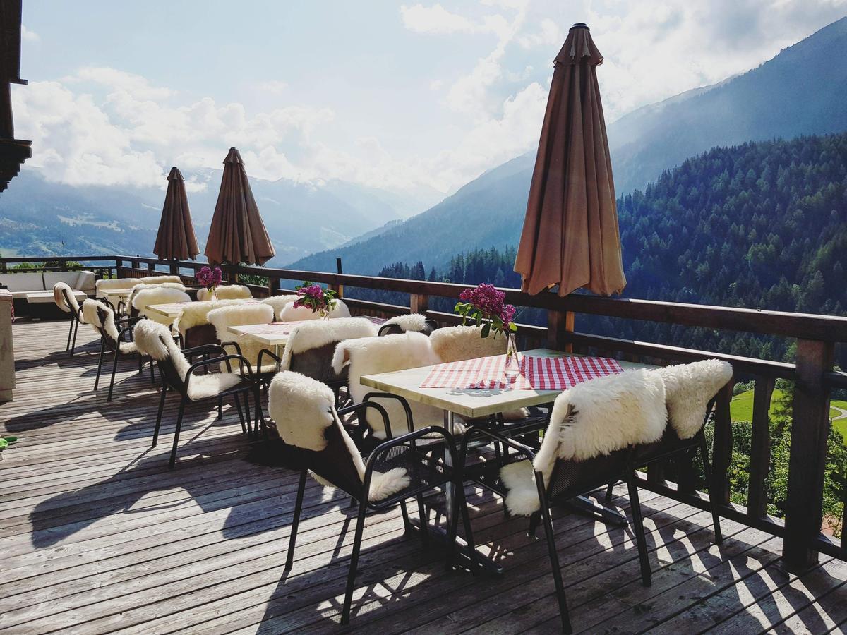 Alpina Lodge Bed & Breakfast Чиерчен Екстериор снимка