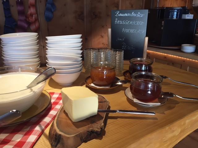 Alpina Lodge Bed & Breakfast Чиерчен Екстериор снимка